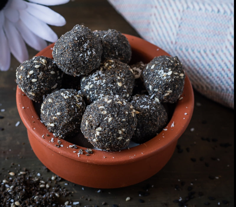 Black Sesame Gondh Laddu
